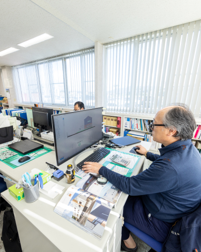 採用情報